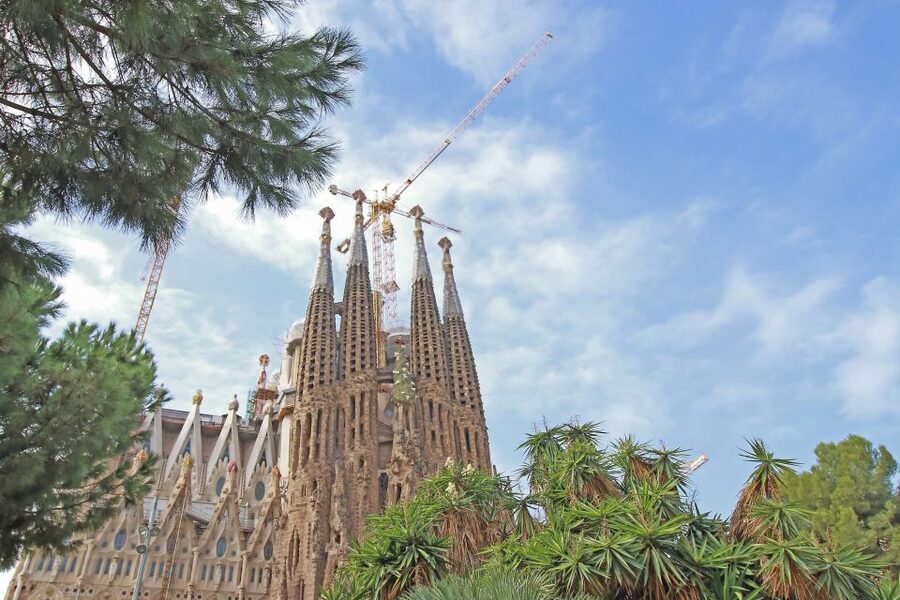 Barcelona: Sagrada Familia Tour with Optional Tower Access - Entering the Towers: Panoramic Views Plus the Stairs-Down Reality