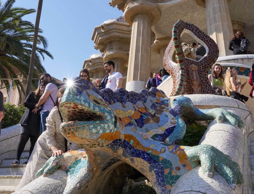 Barcelona: Sagrada Familia with Towers and Park Güell Tour - Parc Güell: the central square, snaking bench, and Doric-tree roof