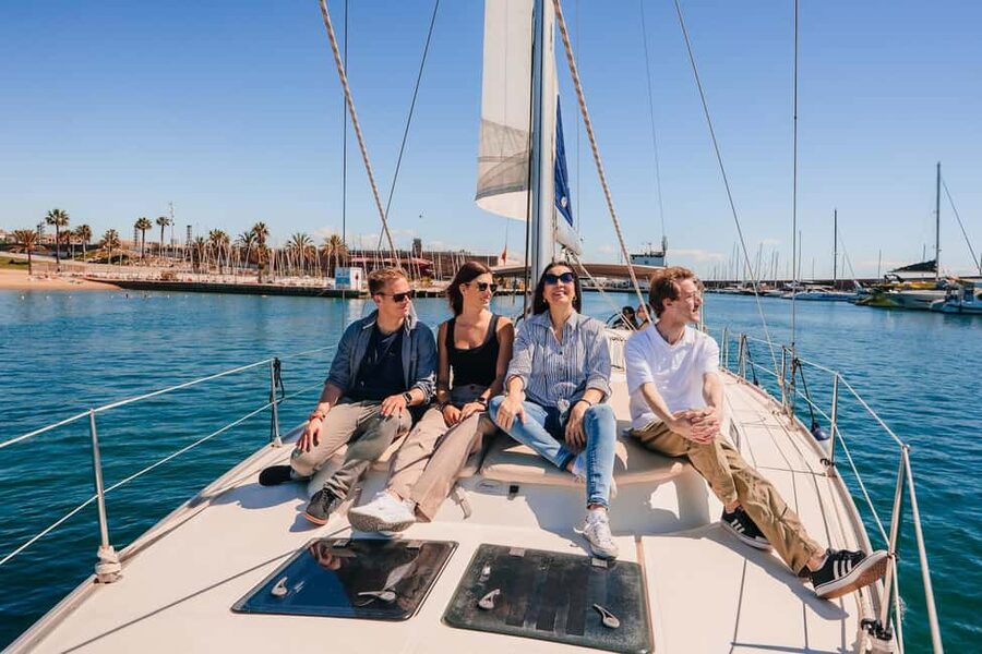Barcelona: Sailing Cruise & Vineyard Tour with Wine Tasting - A luxury sail and Alella wine day, without the long fuss
