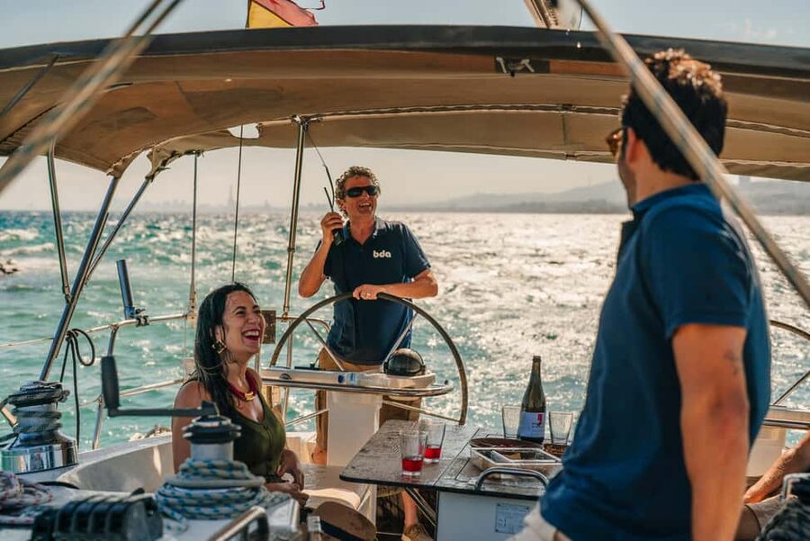 Barcelona: Sailing Cruise & Vineyard Tour with Wine Tasting - Group size, boats, and timing: why it matters for comfort