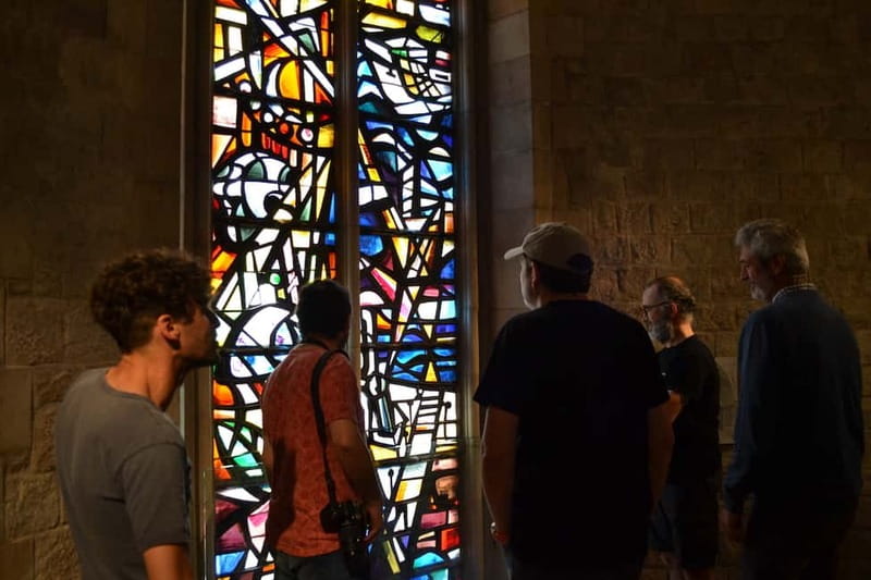 Barcelona: Santa Maria del Mar Tour & Terrace Access - Using the photo stop and free time without rushing