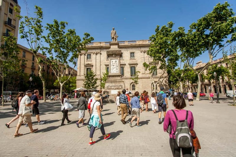 Barcelona: Small Group Picasso Tour with Picasso Museum - Guide quality: why the right storyteller changes everything