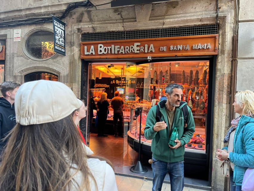 Barcelona: Street Food & Sightseeing Tour with Local Market - Where the Tour Starts by Liceu Metro (and Why It Matters)