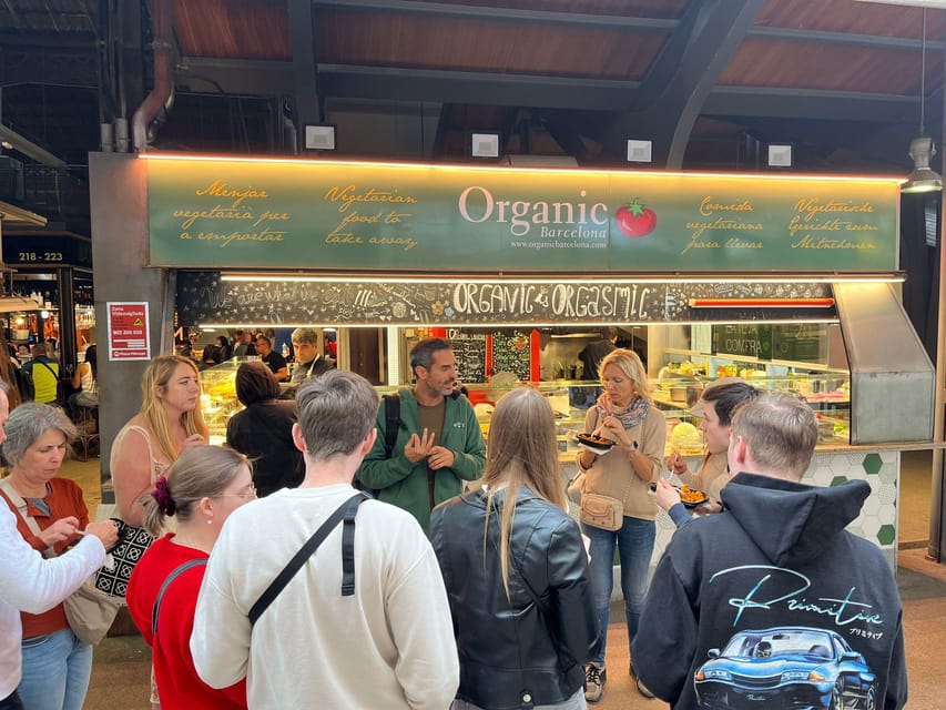 Barcelona: Street Food & Sightseeing Tour with Local Market - La Rambla to La Boqueria: How the Market Sets the Tone
