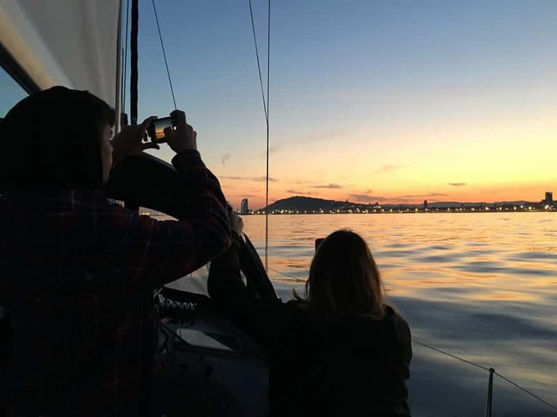 Barcelona: Sunset Boat Trip with Cava Wine and Snacks - Key points that make this sail worth your time