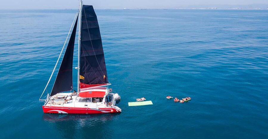 Barcelona: Sunset or Day Catamaran Cruise with Tapa & Drink - Key things that make this cruise worth your time