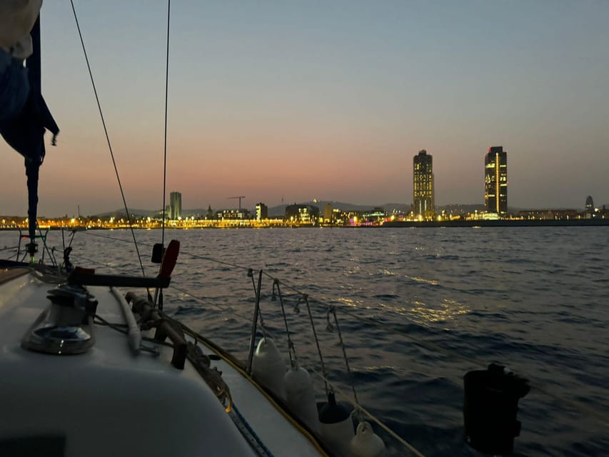 Barcelona: Sunset Sailboat Cruise with Drinks and Snacks - Your 1-hour sunset sail, starting at Gate 8-9