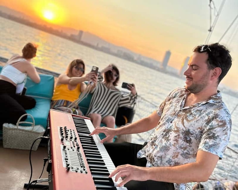 Barcelona: Sunset Sailing Cruise with Live Music - The 1.5-Hour Coastline Cruise: What You’ll See as the Sun Drops