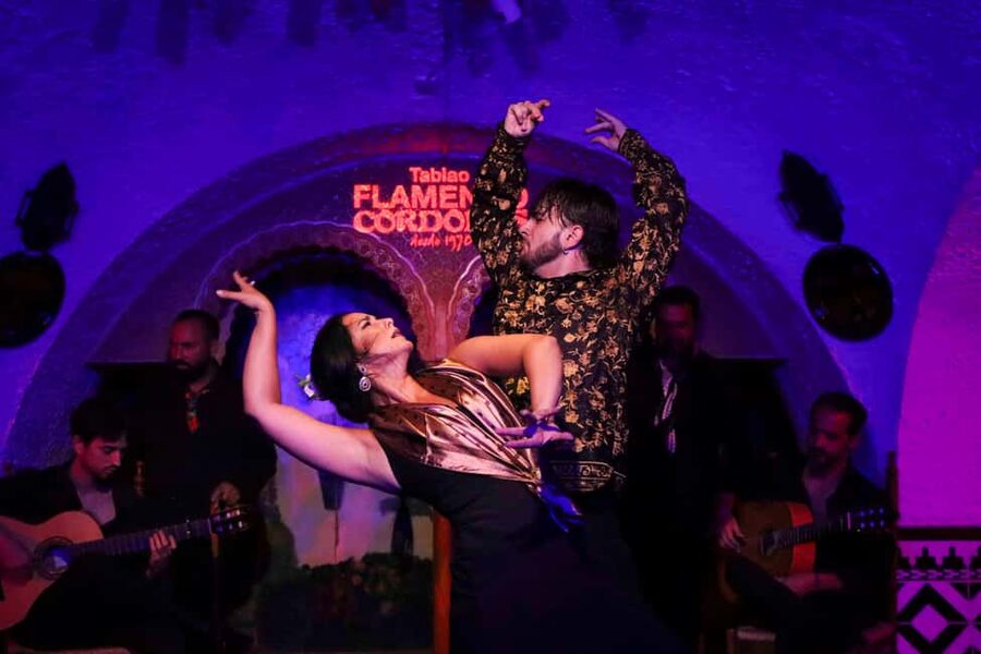 Barcelona: Tablao Flamenco Cordobes with Food/Drink Options - Should You Book Tablao Flamenco Cordobes on La Rambla?