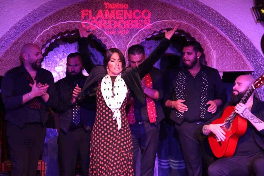 Barcelona: Tablao Flamenco Cordobes with Food/Drink Options - A No-Microphone Flamenco Show That Feels Personal