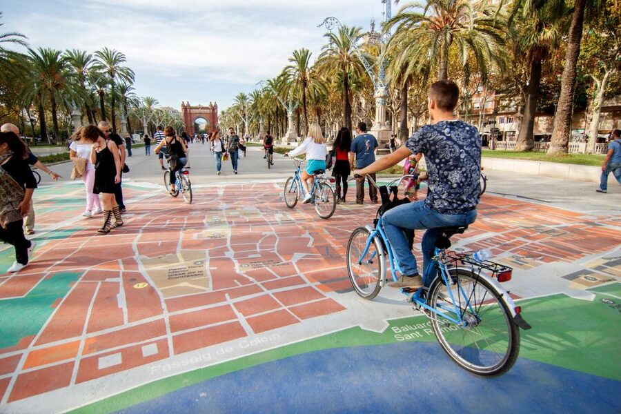 Barcelona Tapas 3-Hour Bike Tour - From the Seafront Toward Barceloneta, the Old Fishermen District Mood