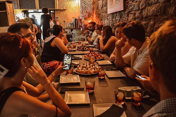 Barcelona Tapas Walking Tour: Food, Wine & History - Drink Pairings: Wine, Sangria, Vermouth, Cava (and How to Handle It)