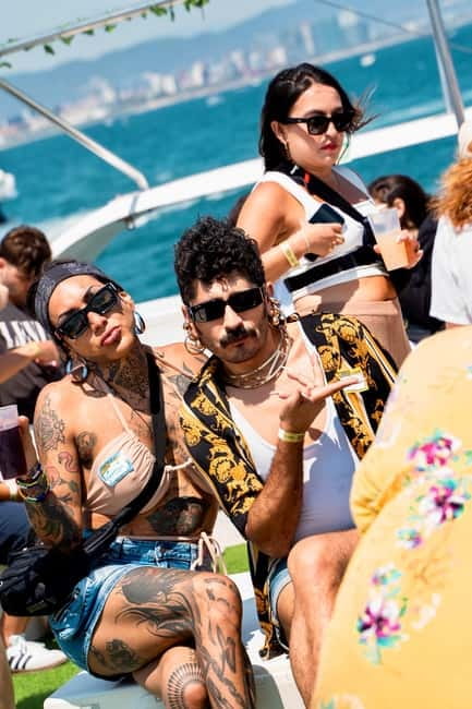 Barcelona: The Original Barcelona Boat Party - The 2-hour catamaran cruise: DJ beats plus coastline views
