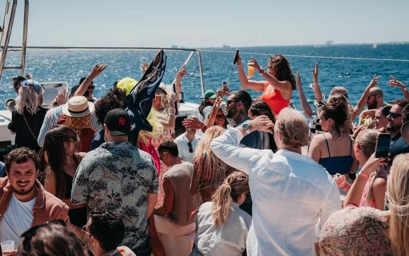 Barcelona: The Original Barcelona Boat Party - Monday and Tuesday on a smaller sailboat
