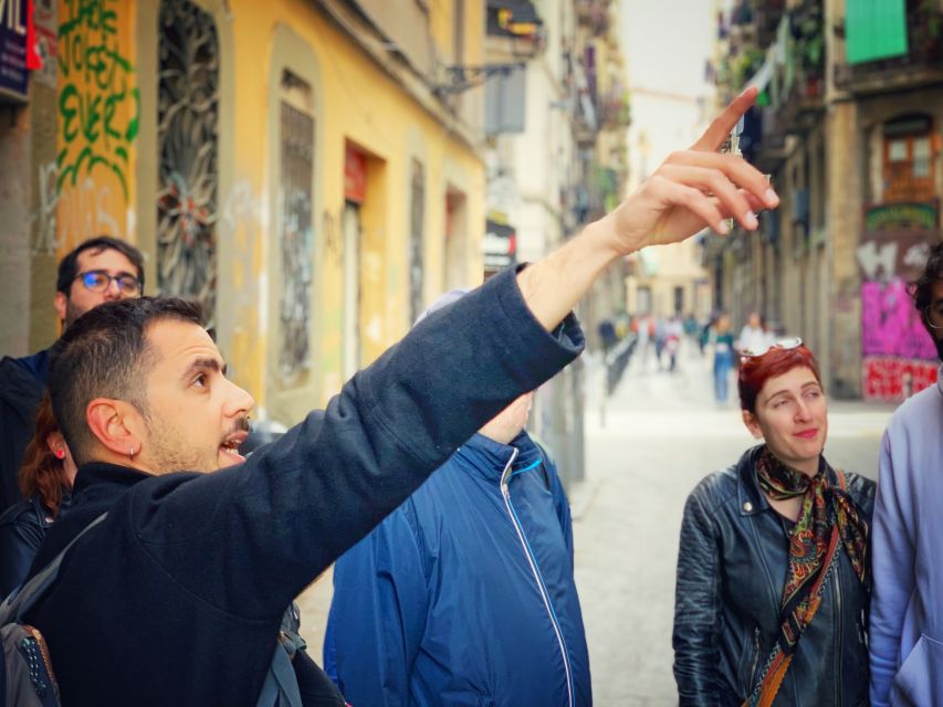 Barcelona: The Spanish Civil War Historical Walking Tour - The Catholic Church, women in politics, and how memory gets handled now