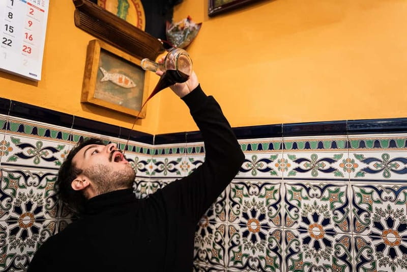 Barcelona: The Ultimate Local Tapas & Drinks Food Tour - Gothic Quarter street time: stories you can taste