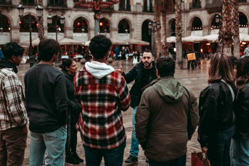Barcelona: Tipsy Tapas & History Tour in the Gothic Quarter - Key points worth your attention