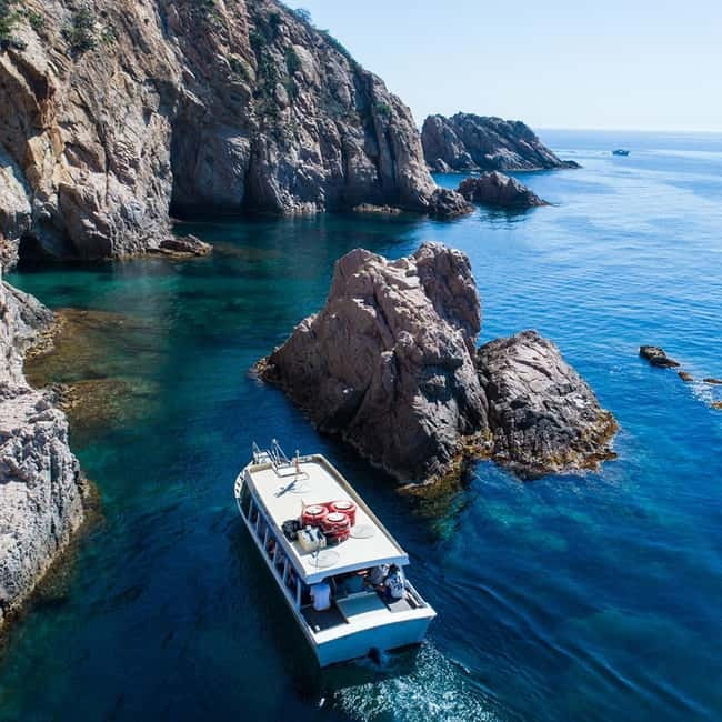 Barcelona: Tossa de Mar & Costa Brava boat, very small group - Key highlights to look for