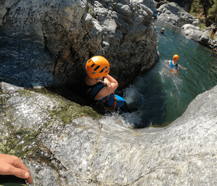 Benahavís: Canyoning Guided Tour at Guadalmina River - How long it really feels: 3 to 4 hours of active canyon time