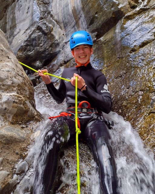Benahavís: Guided Canyoning Adventure (Benahavís River Walk) - The Start: A Short Walk Into the Canyon of Angosturas