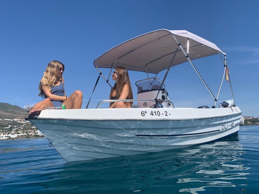 Benalmádena: Costa del Sol License-Free Boat Rental - Sunbathing, Bluetooth Music, and the Ease of a Private Group