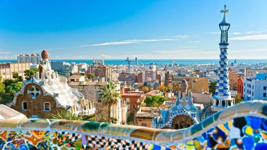 Best of Barcelona: Sagrada Familia & Park Guell with Pickup - Price and value: what $105 covers, and what to check
