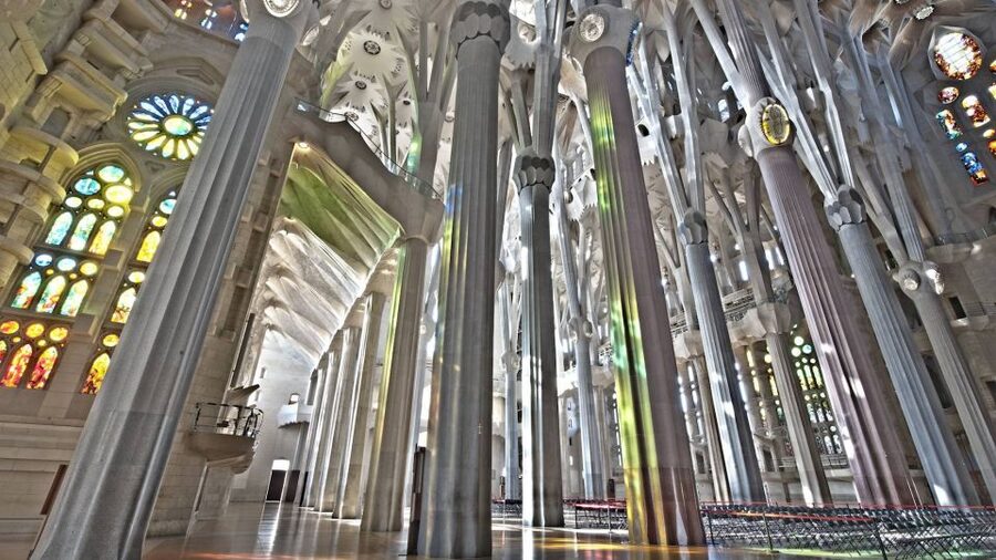 Best of Barcelona: Sagrada Familia & Park Guell with Pickup - Gothic Quarter on foot: Roman walls and medieval street corners