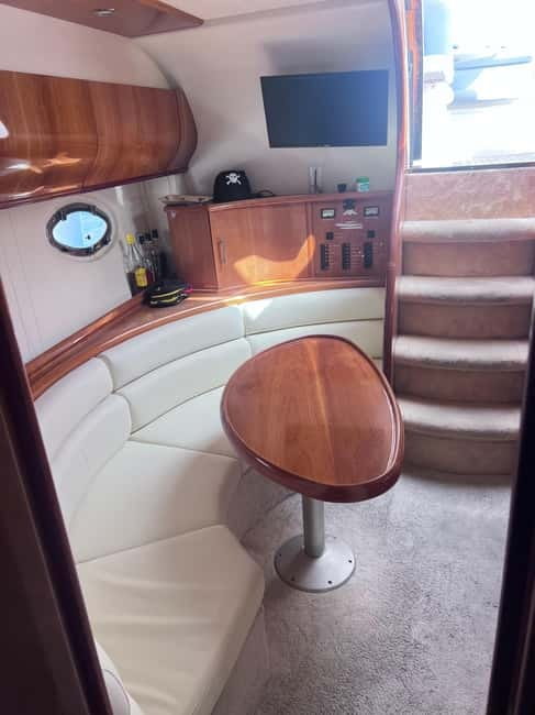 Best Private Yacht in Gran Canaria - Drinks and tapas: the onboard “easy mode”