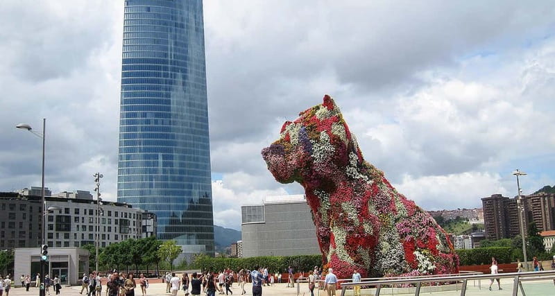 Bilbao: Guggenheim VIP Experience. Small Group. Expert Guide - Key highlights to know before you go