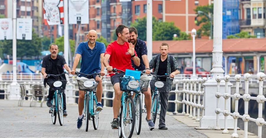 Bilbao: Guided Highlights Small Group or Private E-Bike Tour - Starting where Bilbao first took shape