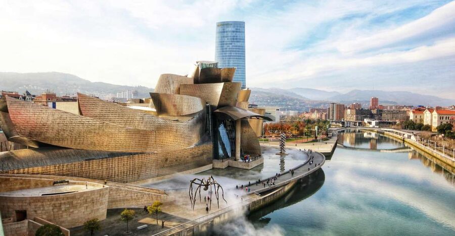 Bilbao: Private & Exclusive Guggenheim Museum Guided Tour - Key points that make this tour worth your time