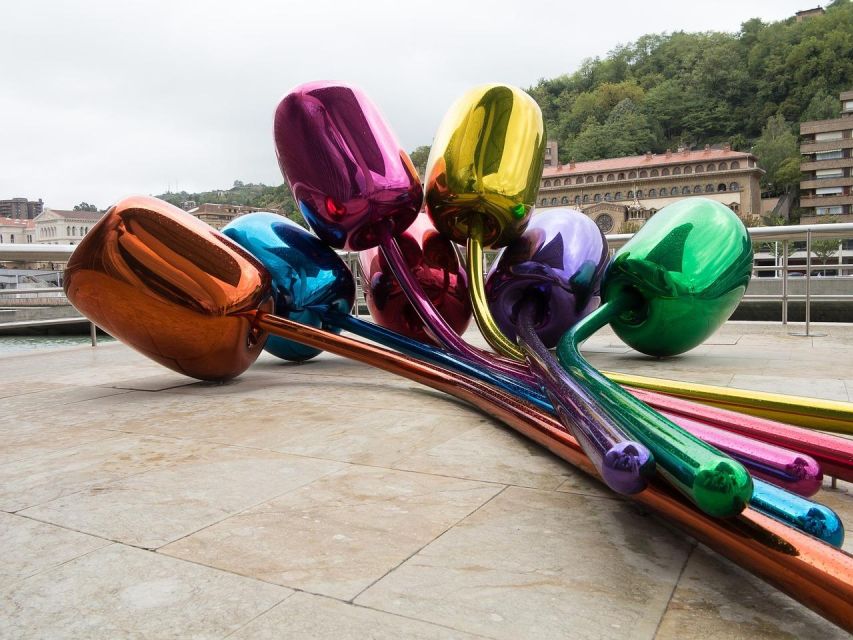 Bilbao: Private & Exclusive Guggenheim Museum Guided Tour - Price and value: is $271 for a private tour a smart move?