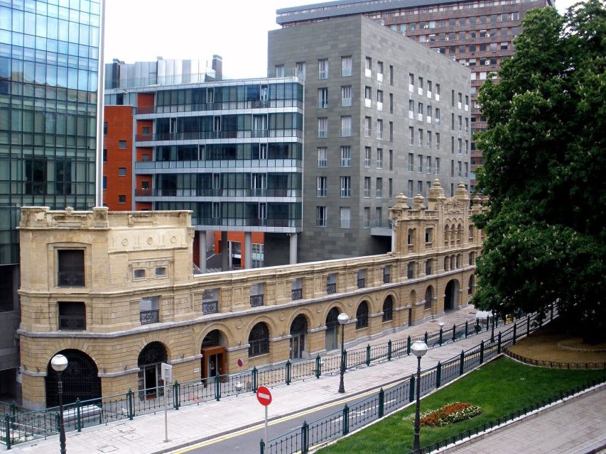 Bilbao: Private Walking Tour with a Local - Practical Tips to Get More Out of Your Lokafyer