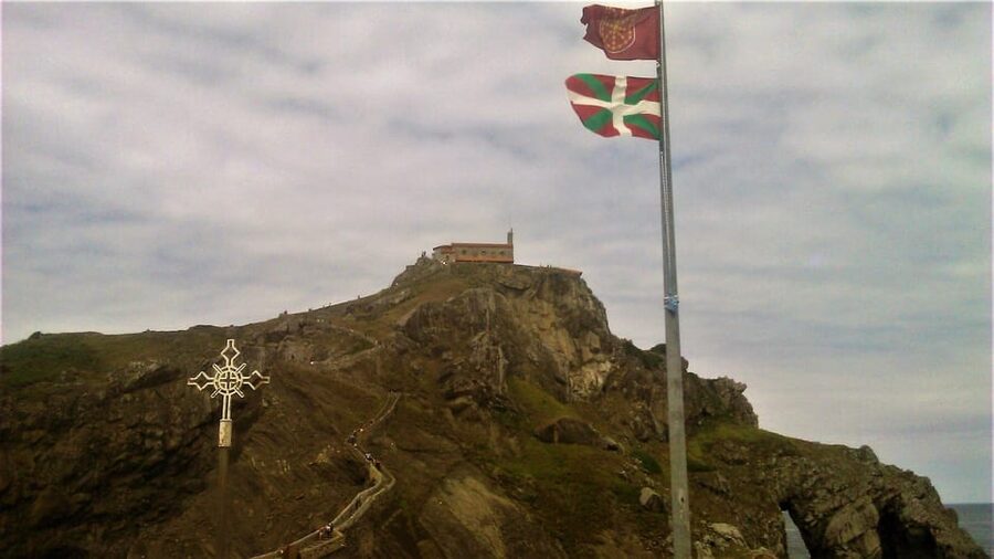 Bilbao: San Juan de Gaztelugatxe and Walk along Basque Coast - The main walk: the climb to the top and what you’ll notice along the way