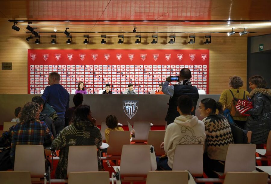 Bilbao: San Mamés Museum and Stadium Tour - Who should book this San Mamés tour