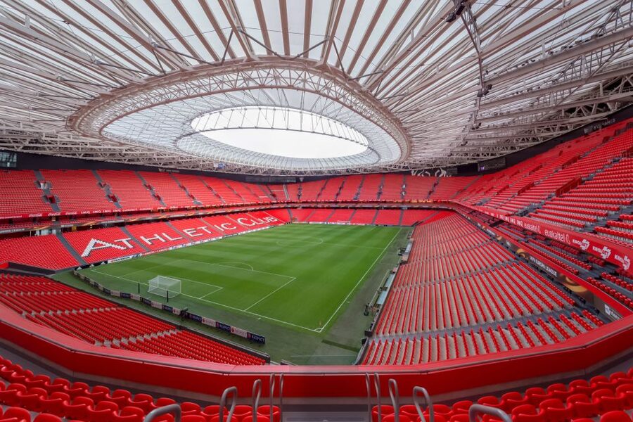 Bilbao: San Mamés Museum and Stadium Tour - Audio-guided Cathedral route at grass level