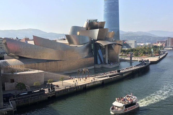 Bilbao Walking Small Group Tour - A 2-hour Bilbao walk that links old lanes to modern icons