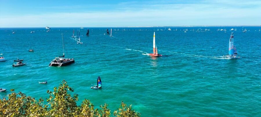 Cádiz: Bay of Cádiz Catamaran Tour with Host - Meeting the Maritime City Face-On (How the Commentary Helps)