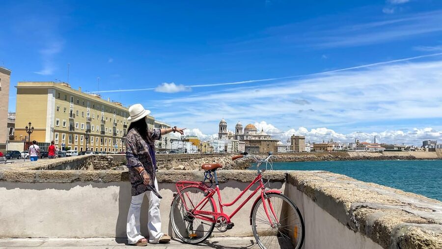 Cadiz: City Bike Tour - Cadiz as an ancient port city, not just a pretty waterfront
