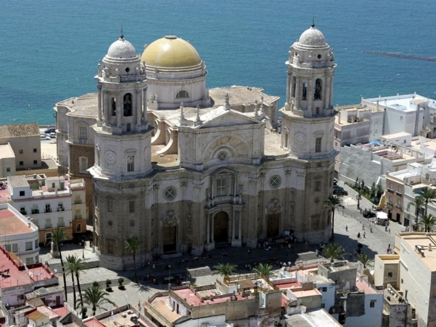 Cadiz: Guided City Tour - Price and logistics, what $23 buys you in real terms