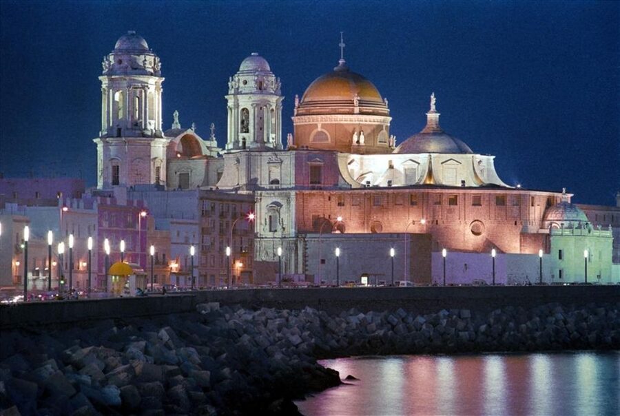 Cadiz: Medieval Tour - The Roman Theater and Street-Level Myth: How the Guide Brings It Together