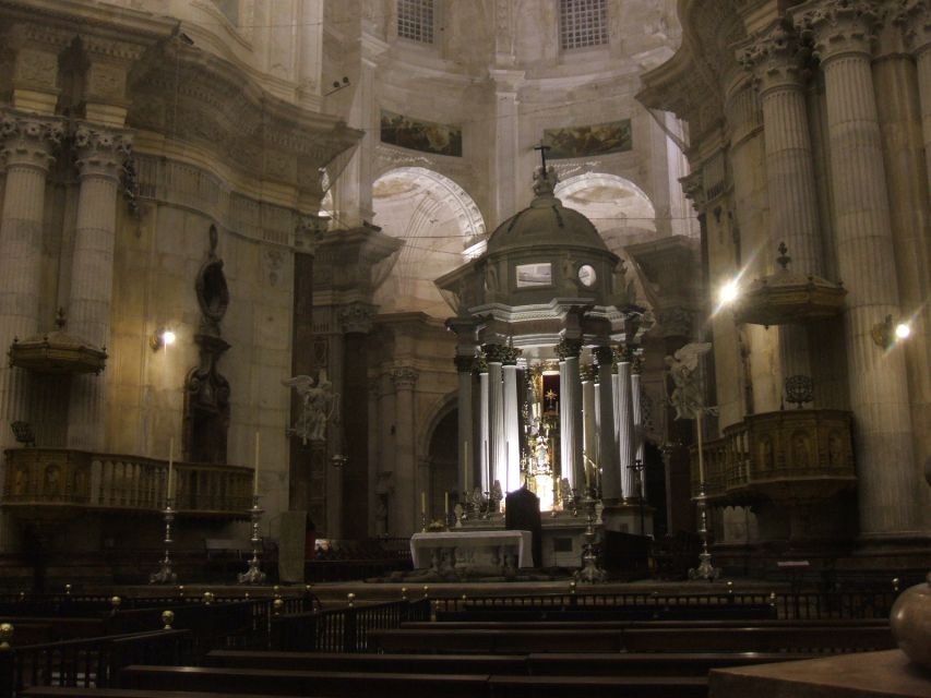 Cadiz: Medieval Tour - New Cathedral (18th Century) and Its Museum Areas