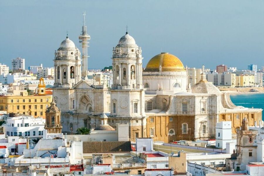 Cadiz: Private custom tour with a local guide - Why Cadiz Feels Harder for First Time Visitors