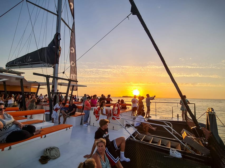 Cádiz: Sunset Catamaran Cruise Tours - How the cruise plays out on the Bay of Cádiz