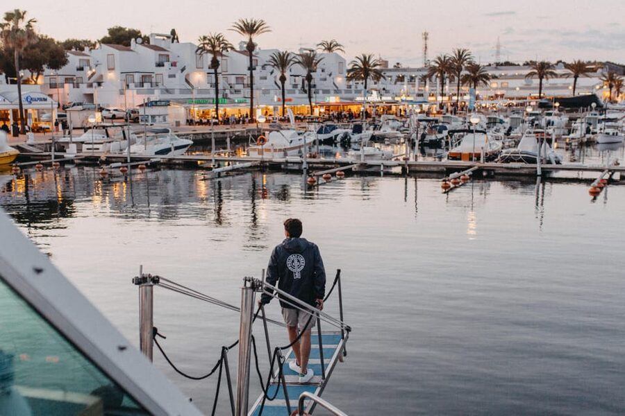 Cala'n Bosch: 2-Hour Sunset Sightseeing Tour - The sunset moment: getting the best view in a short window