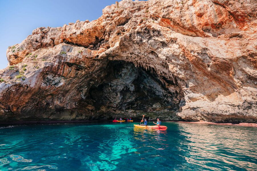 Cala Varques: Guided Sea Caves Kayak & Snorkeling Expedition - Cala Falcó scenic stop: the part that breaks up the effort