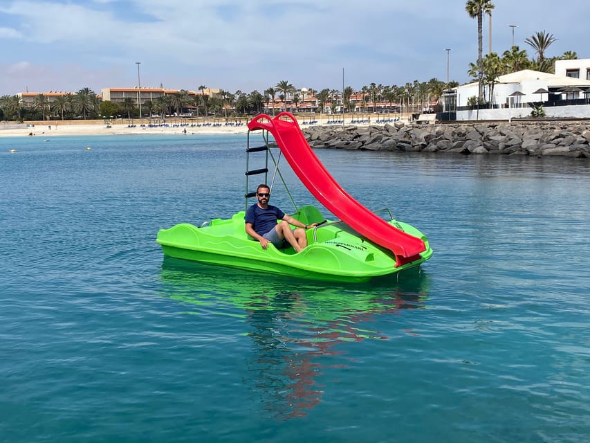 Caleta de Fuste: Pedalo with slide rental - The slide moment, splash time without complicated swimming