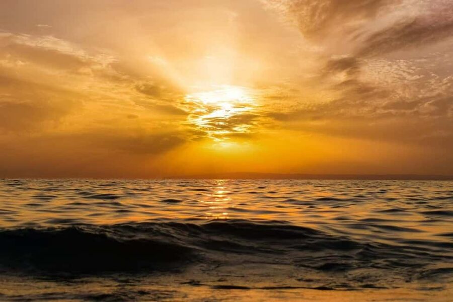 Calpe: Boat Tour with Sunset Option & DJ - Peñón de Ifach Views From the Water