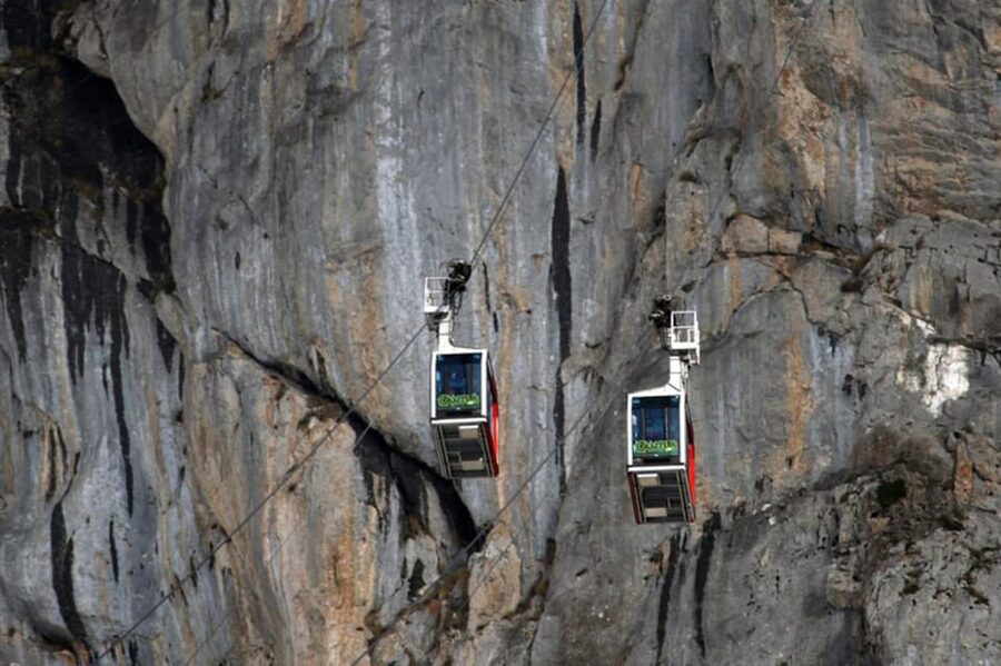 Camaleño: Fuente Dé Cable Car Ticket Ride - Arriving at 1,823 meters: the top station moment