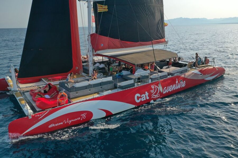 Cambrils: Catamaran Cruise with Drinks and BBQ Lunch Option - Getting to the Cat Aventure boarding area in Cambrils (and handling Salou taxi stress)